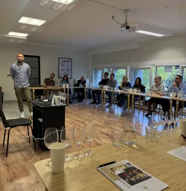 Warszawa WARSZTATY SOMMELIERSKIE Warszawa WARSZTATY SOMMELIERSKIE